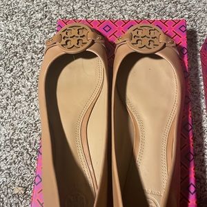 Beige Authentic Tory Burch Flats